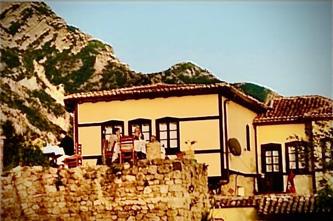Rooms Emiliano Castle Of Kruja Luaran gambar