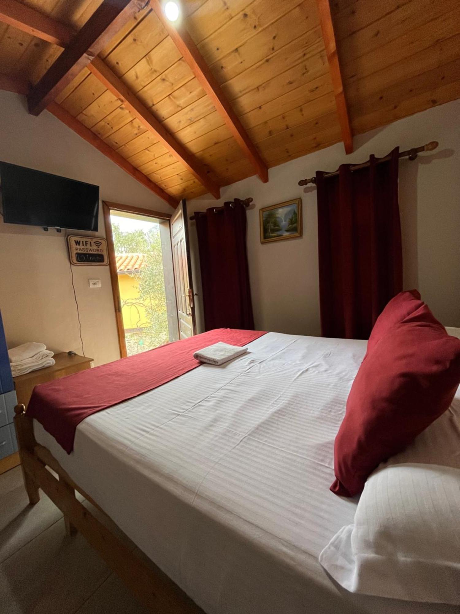Rooms Emiliano Castle Of Kruja Luaran gambar
